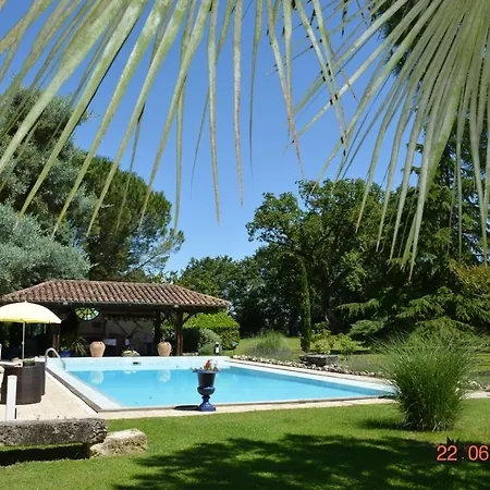 Les Loges Du Manoir Lodge